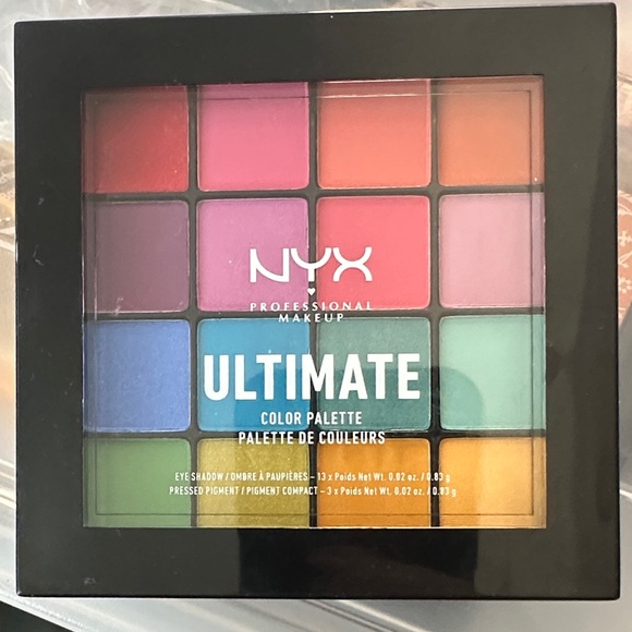 NYX Other - NYX Ultimate Eyeshadow Palette - Bold Multicolor